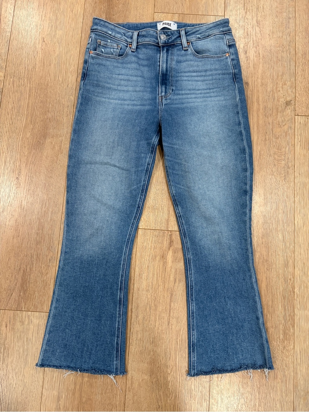 PAIGE Colette Crop Flare Jeans Raw Hem Medium Wash Stretch Denim Size 30